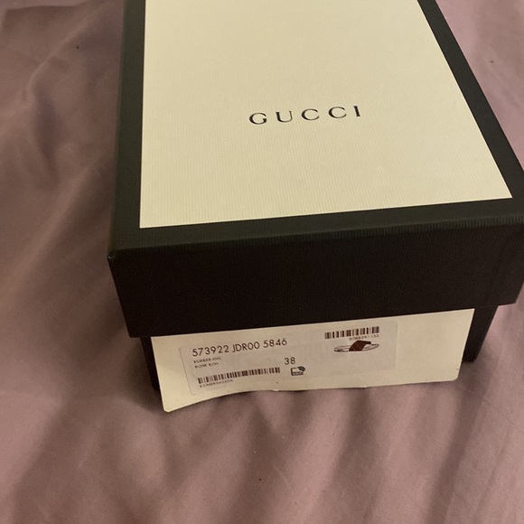 Authentic Pick Gucci slides - Picture 3 of 4